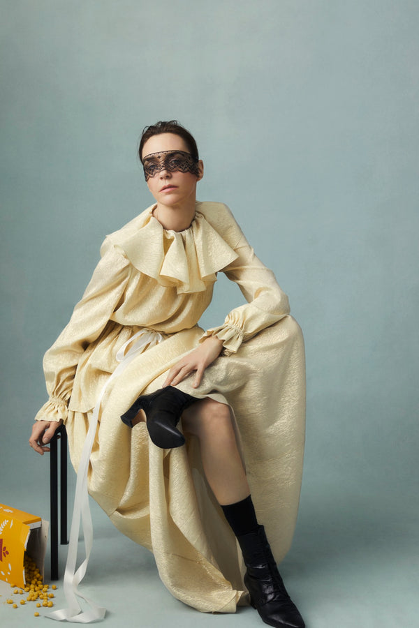 BINE - Longue robe en soie à volants - prunegoldschmidt